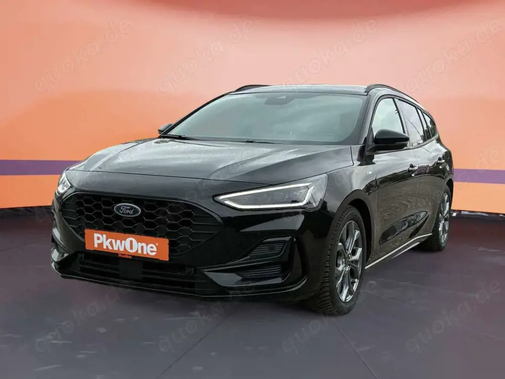 Ford Focus Turnier 1.0 ST-LINE X AUT. *PANO*LED*AHK*