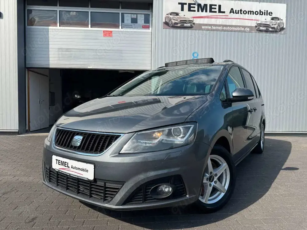 SEAT Alhambra Highline DSG Leder 7-Sitzer Panoramadach AHK