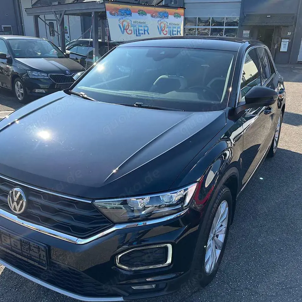 Volkswagen T-Roc Sport-Navi-automatic-Schaltwippen