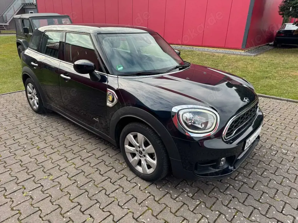 MINI Cooper SE Countryman All 4 Salt LED