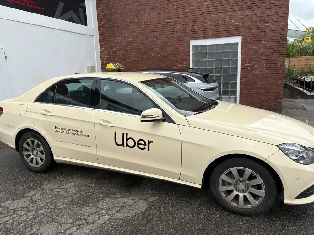 Mercedes-Benz E 220 E 220 BlueTEC 9G-TRONIC Edition E