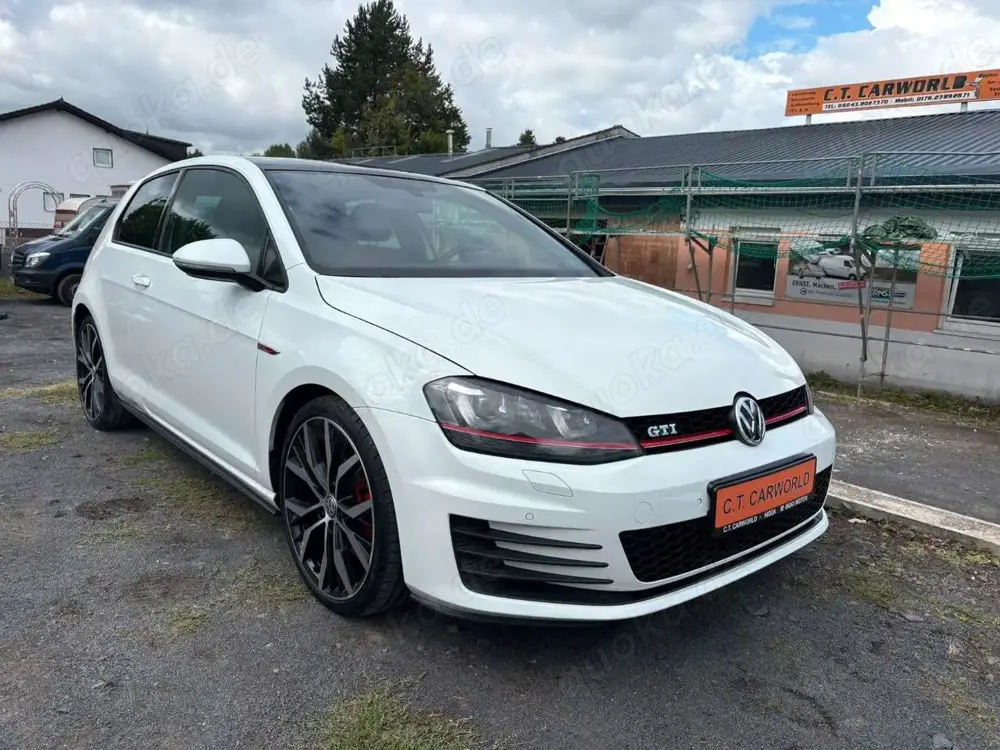 Volkswagen Golf GOLF VII Lim. GTI BMT GARANTIE / TÜV NEU