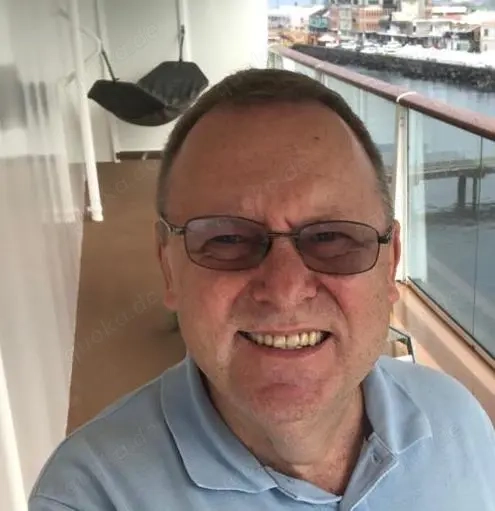 Dame für hocherotische Stunden zu zweit gesucht - Ich biete ein sehr gutes Honorar....