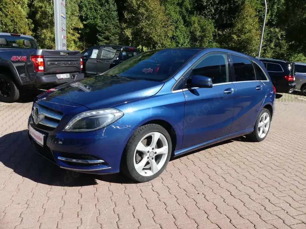 Mercedes-Benz B 180 *Leder*Klima*Sitzhzg*PDC*Xenon