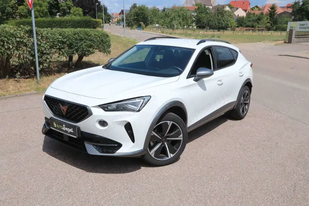 CUPRA Formentor LED Navi AHK ACC SHZ DAB MFL KEY LANE