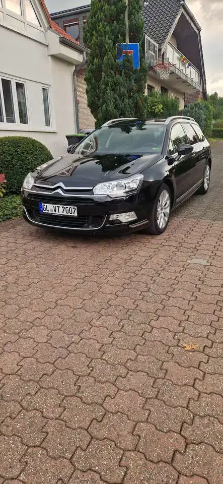 Citroen C5 Tourer HDi 180 Exclusive Vollausstattung