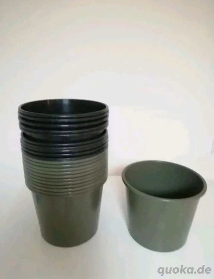 Große Einstelltöpfe, Pflanztöpfe, ungelocht 