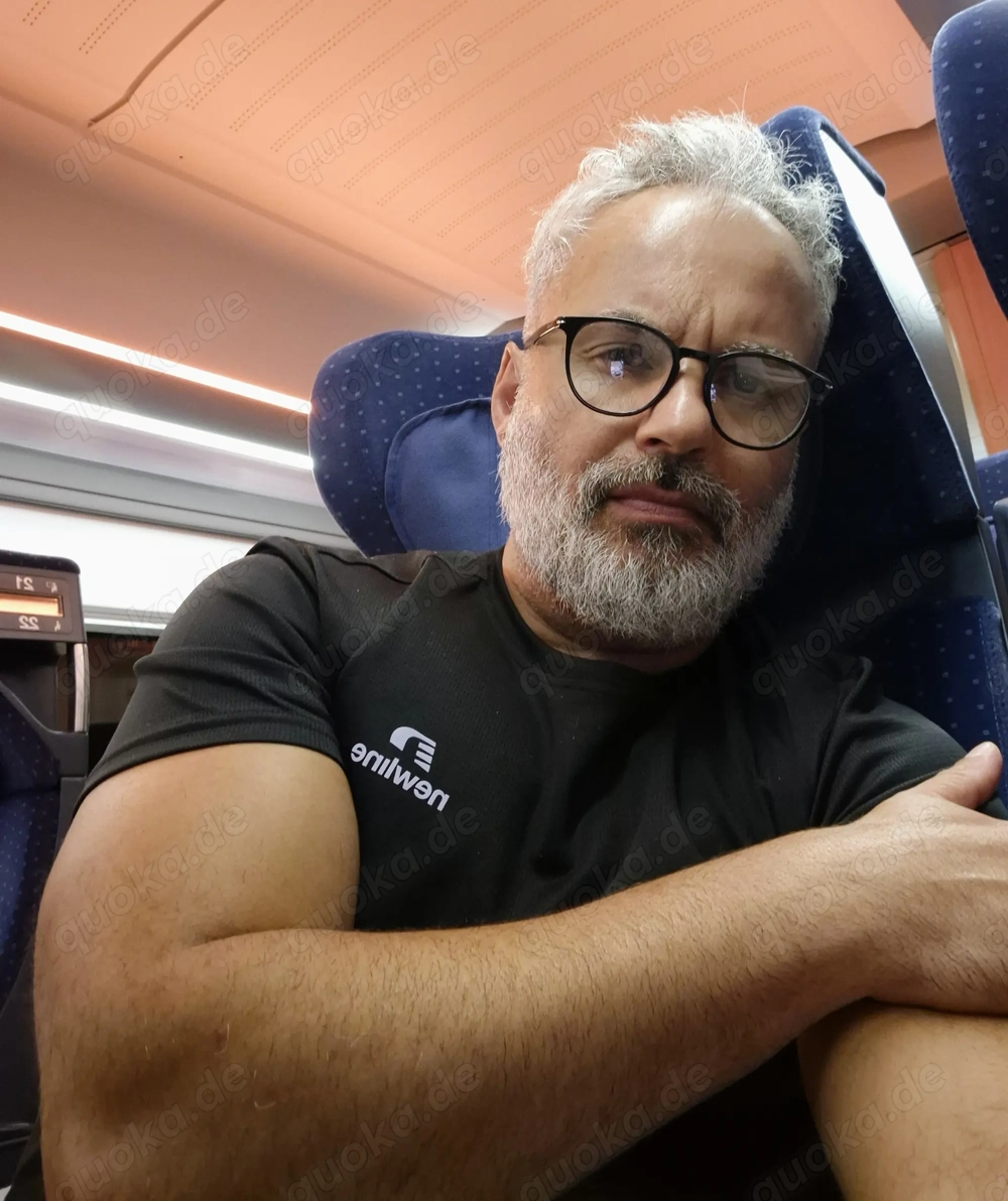 Ich biete die Damen einen entspannteres Leben an.