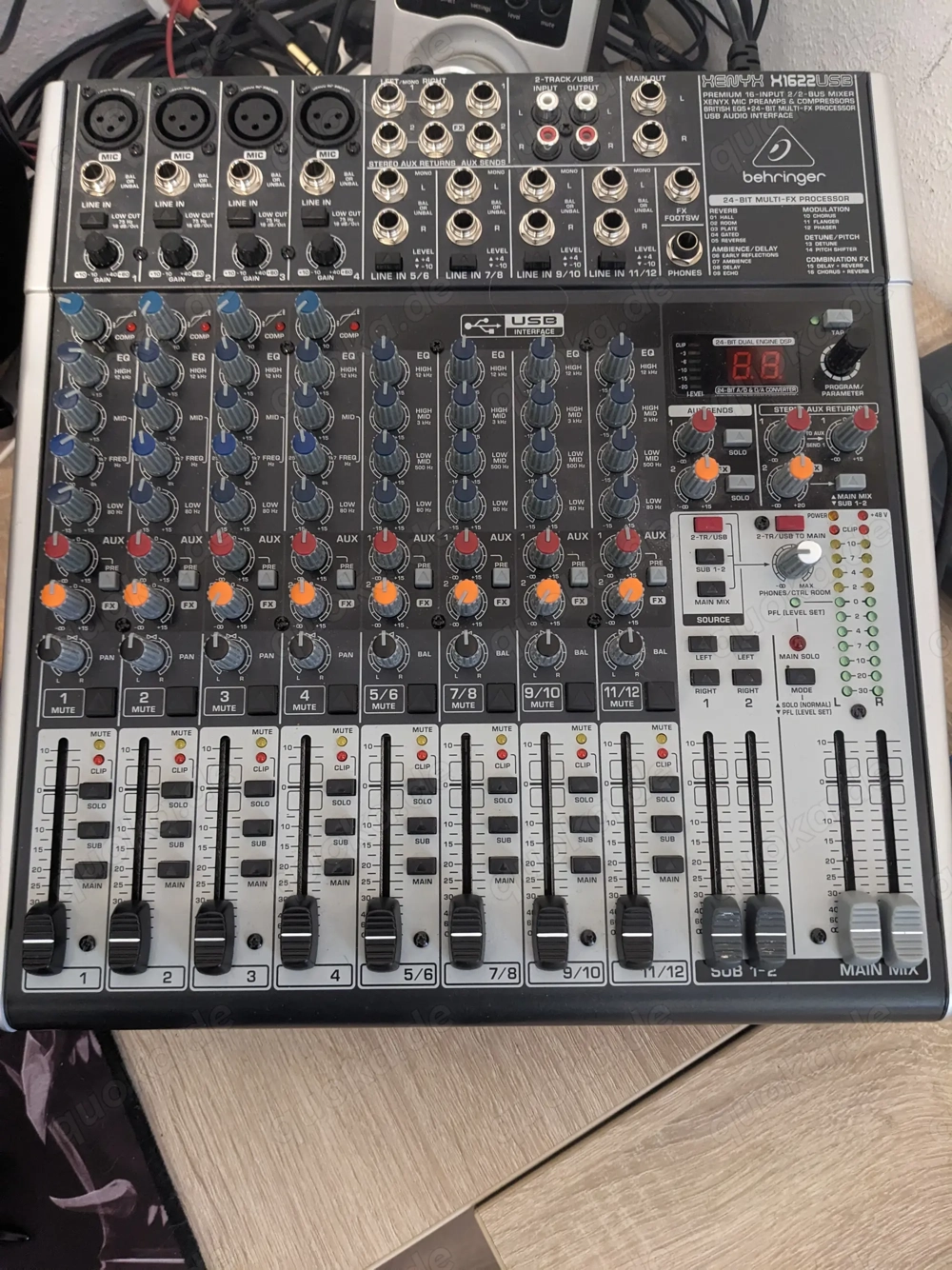Behringer Xenyx 1622 Behringer Xenyx 1622