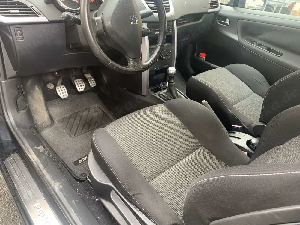 Peugeot 207 CC 120 VTi Filou