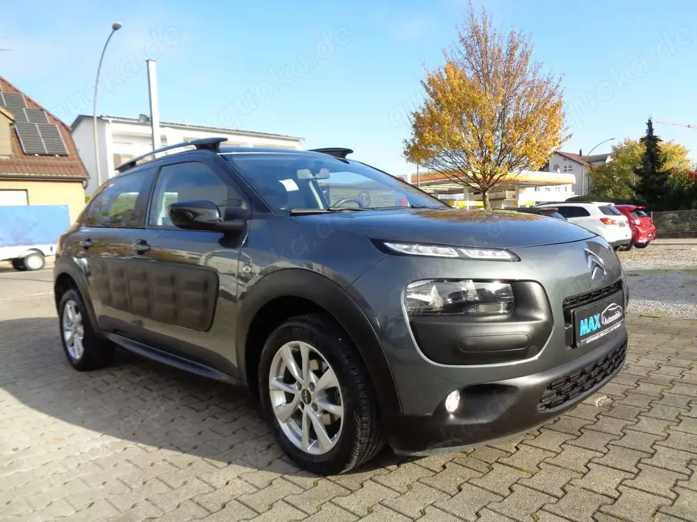 Citroen C4 Cactus Pure Tech 110 Stop*Viele Neuteile verbaut*