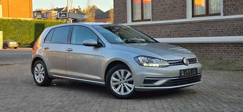 Volkswagen Golf 1.5 TGI BlueMotion DSG GAS  BENZIN