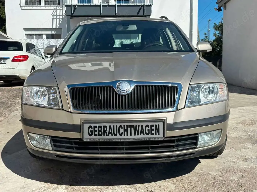 Skoda Octavia Combi Elegance Automatik