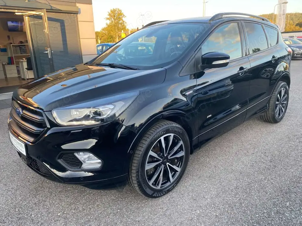 Ford Kuga ST-Line Aut. AWD 1.Hd Navi Xenon Kam App Ambiente