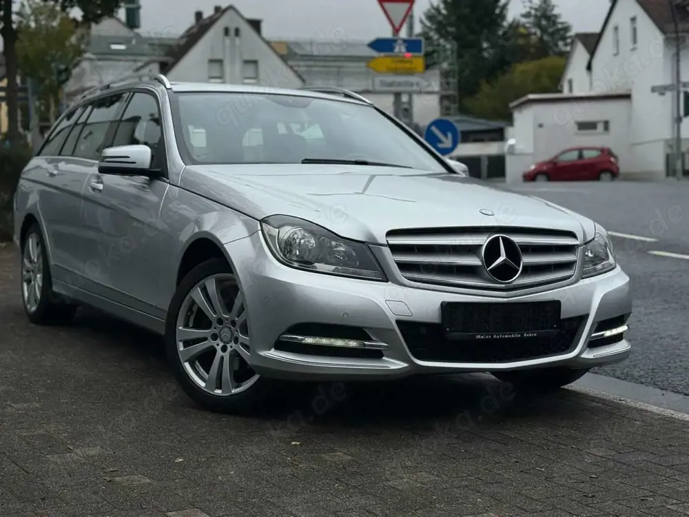 Mercedes-Benz C 180 C 180 T Edition C CGI / TÜV-OKT.2026/2.HAND