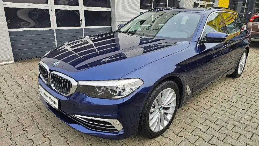 BMW 520 Baureihe 5 Touring 520 d Luxury Line AHK/Kam/Nav