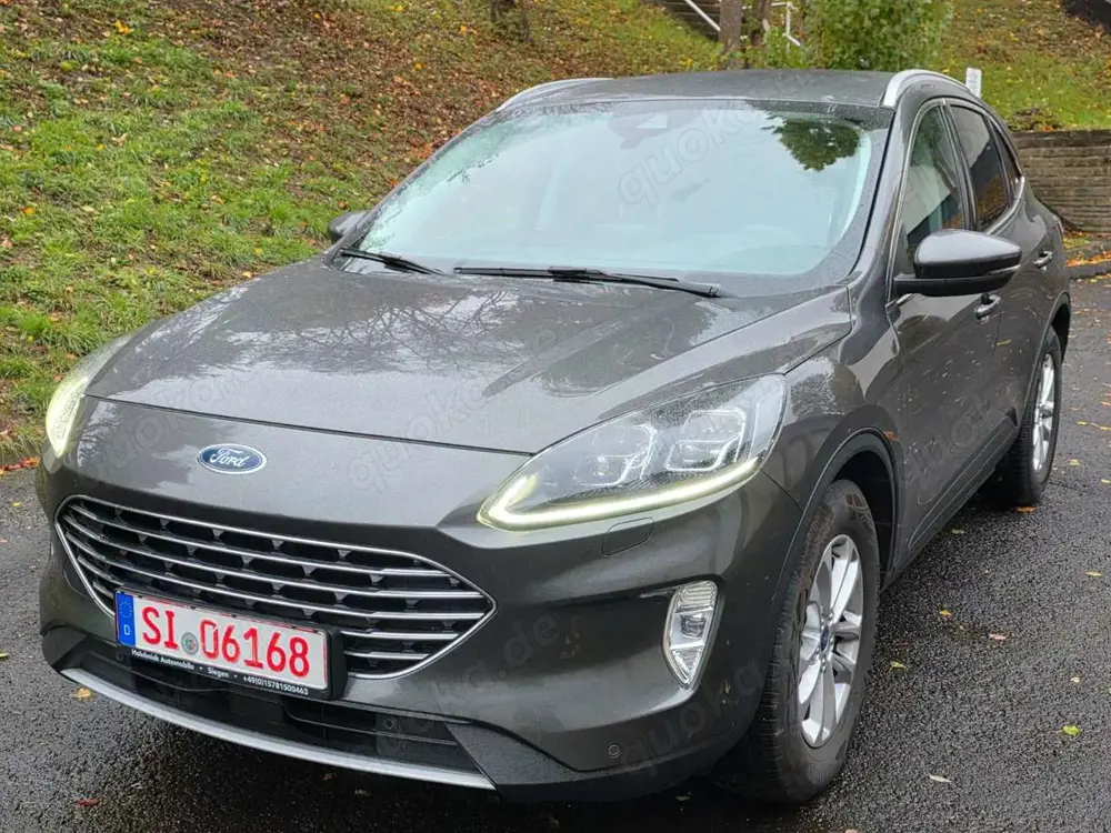 Ford Kuga Titanium X. 1 Hand, LED, Assist, Navi