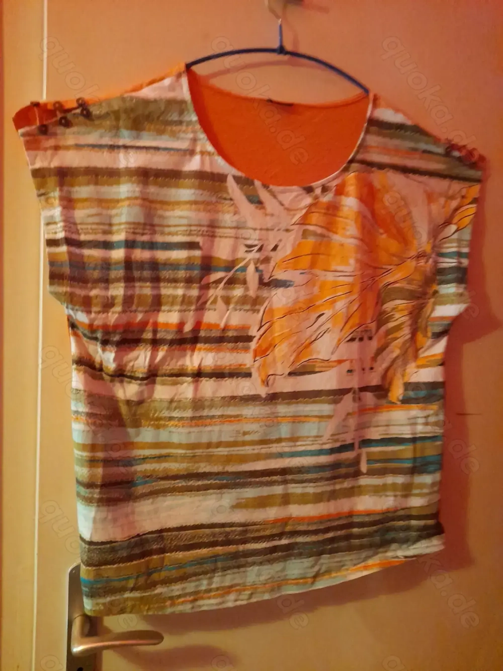 T-Shirt mit Muster aus 100% Baumwolle Cotton