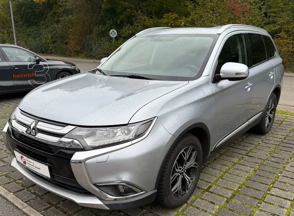Mitsubishi Outlander 2.2 Top 4WD/7-Sitzer/Steuerkette NEU