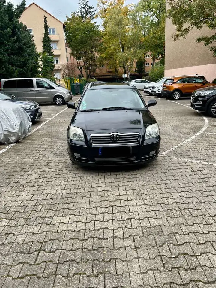 Toyota Avensis 1.8 Sol