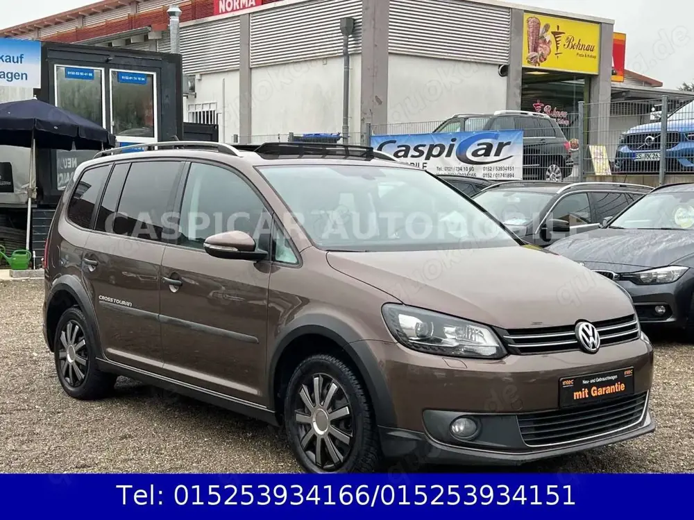 Volkswagen Touran CrossTouran 2,0 TDI,PANORAMADACH,PDC,AHK,1.HAND