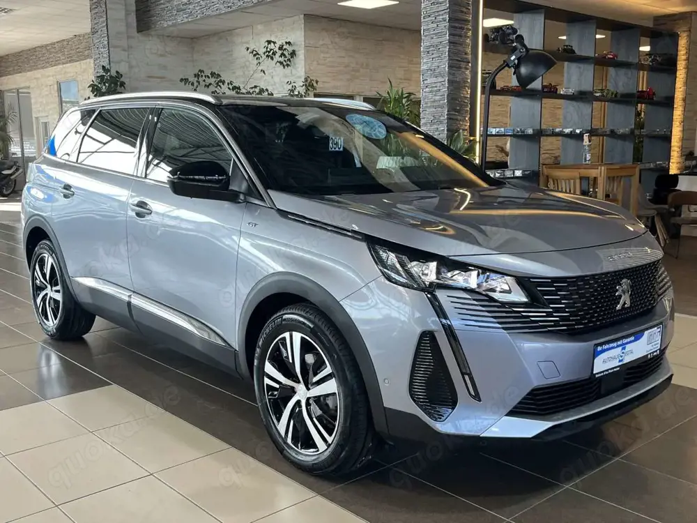 Peugeot 5008 Mild-Hybrid 136e GT Pano. dig.Cockpit 7 Sitzer