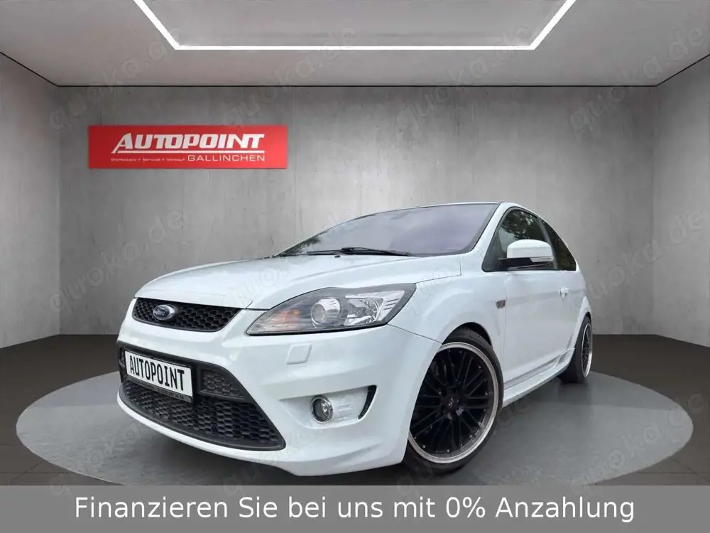 Ford Focus 2.5 Lim. ST aus 1.Hand Garagenwagen