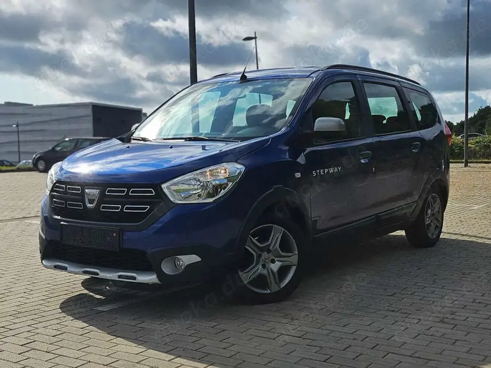 Dacia Lodgy TCe 130 GPF (7-Sitzer) Stepway NAVI KAMERA