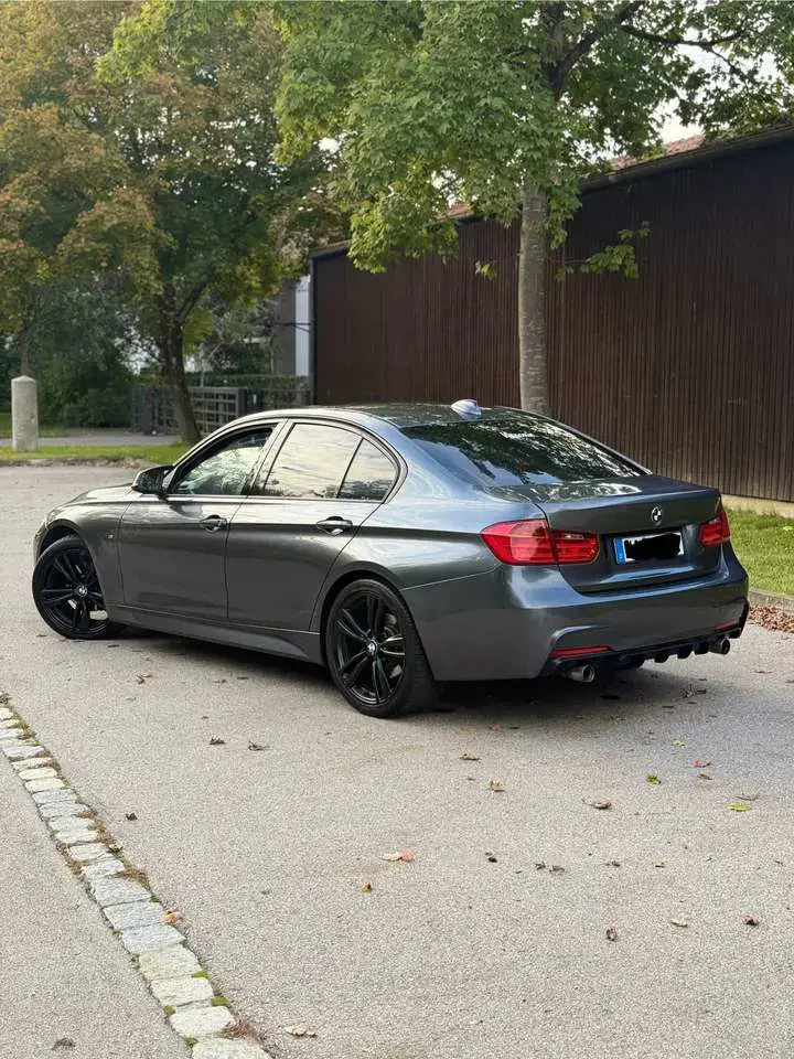 BMW 320 320 d M-Paket