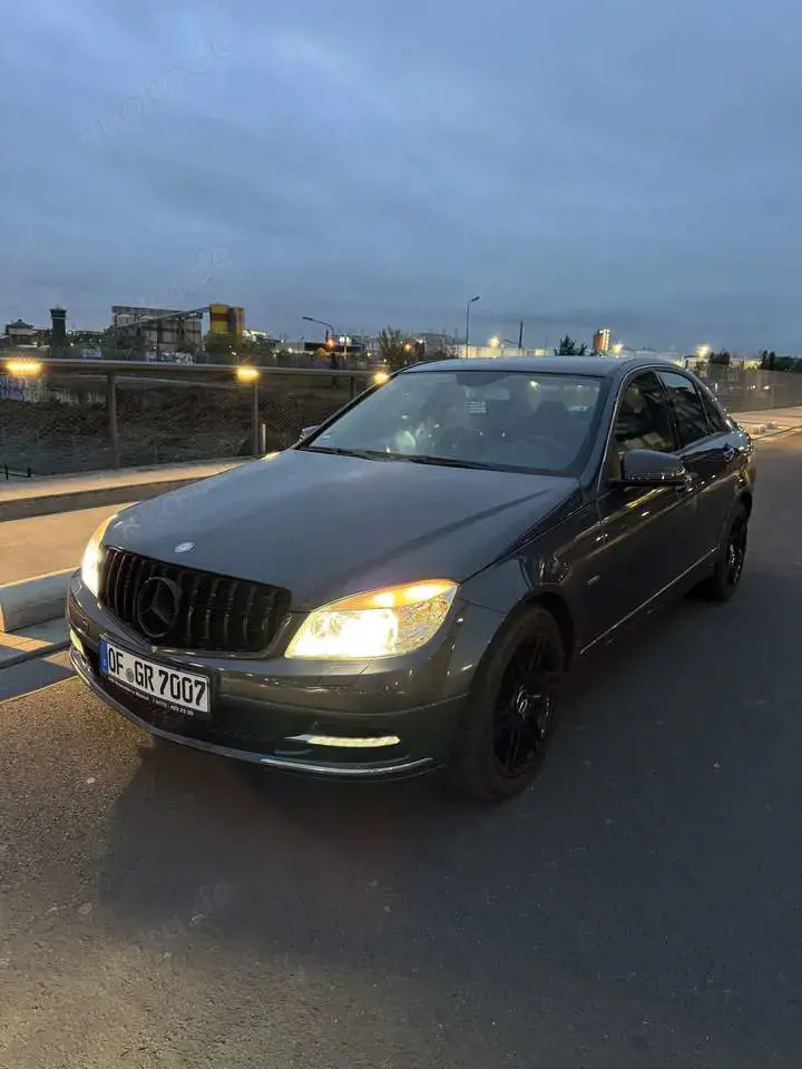 Mercedes-Benz C 180