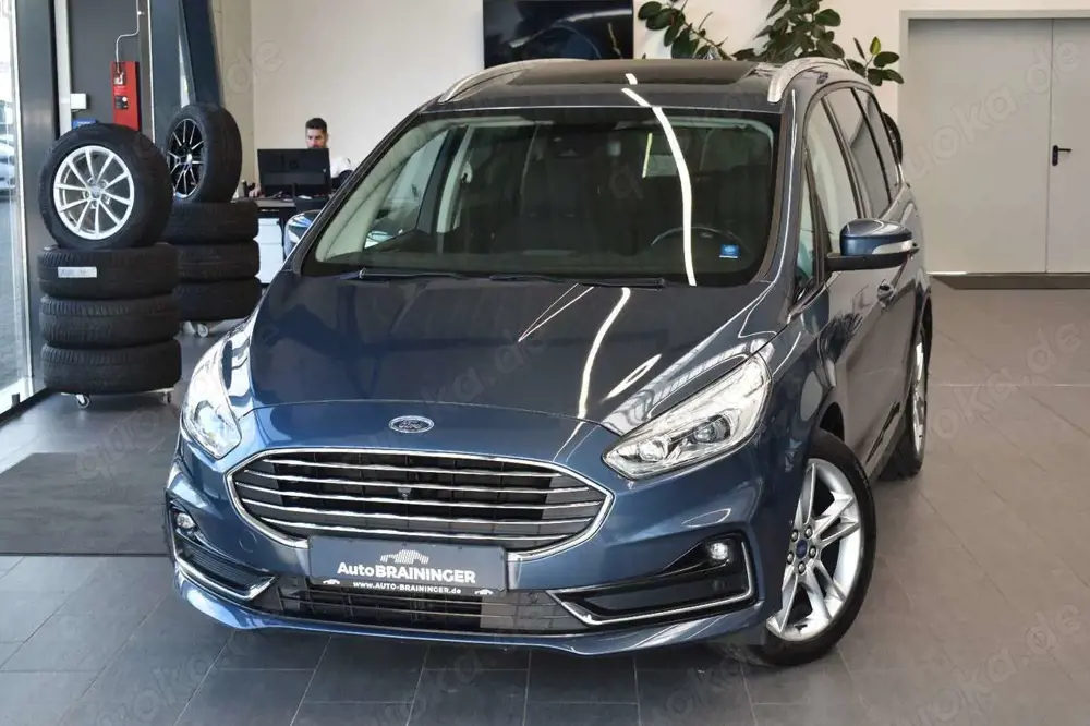 Ford Galaxy 2.0TDCi Titanium Autom. 7-Sitzer LED~Pano