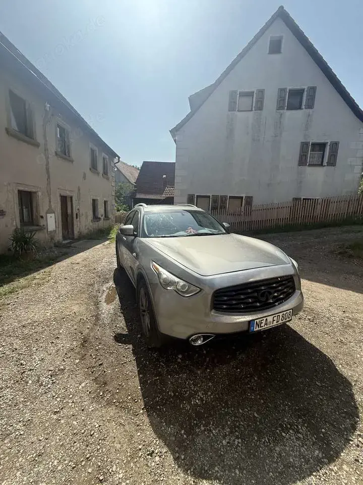 Infiniti FX 35