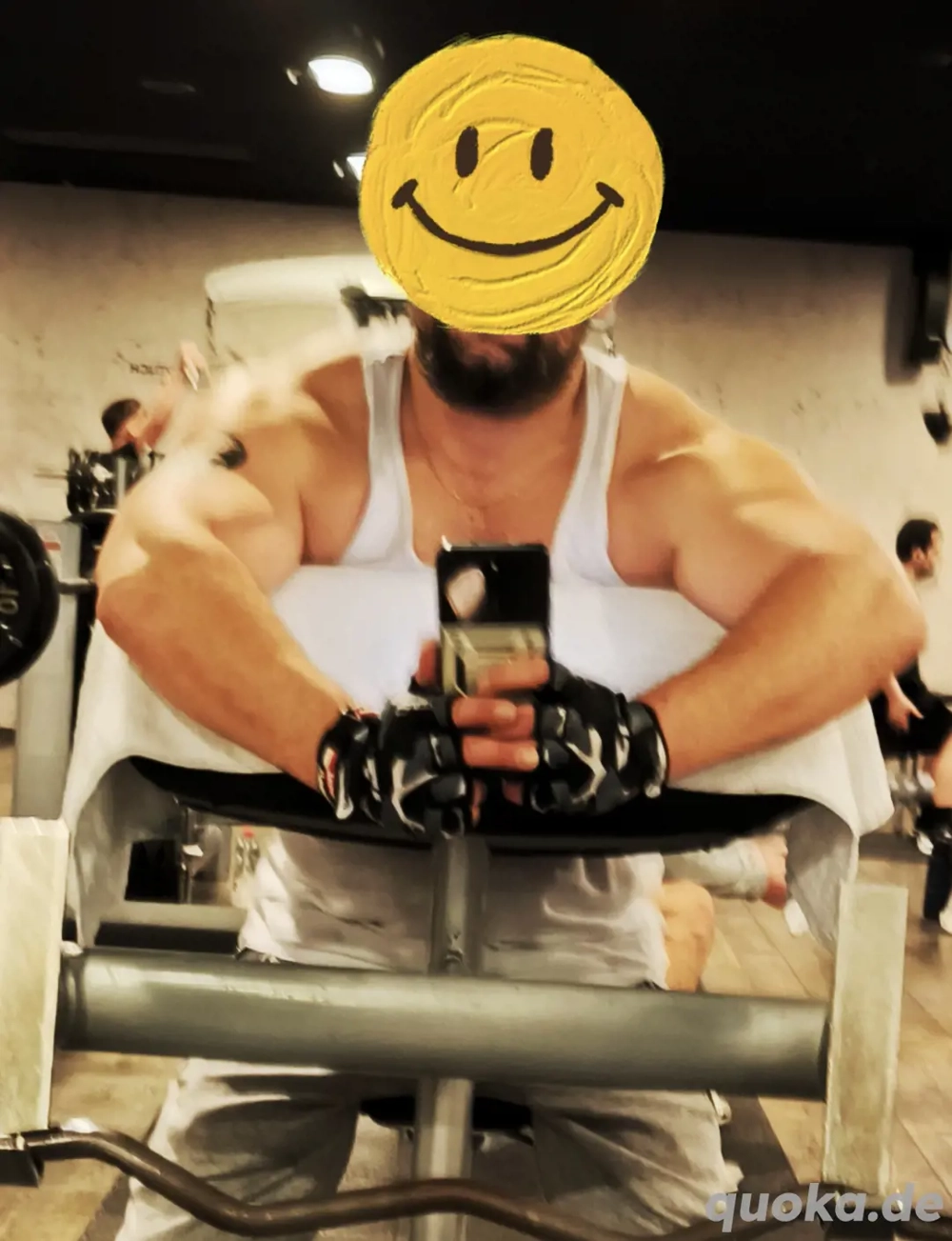 Suche Dame mit Erfahrung für heute Abend