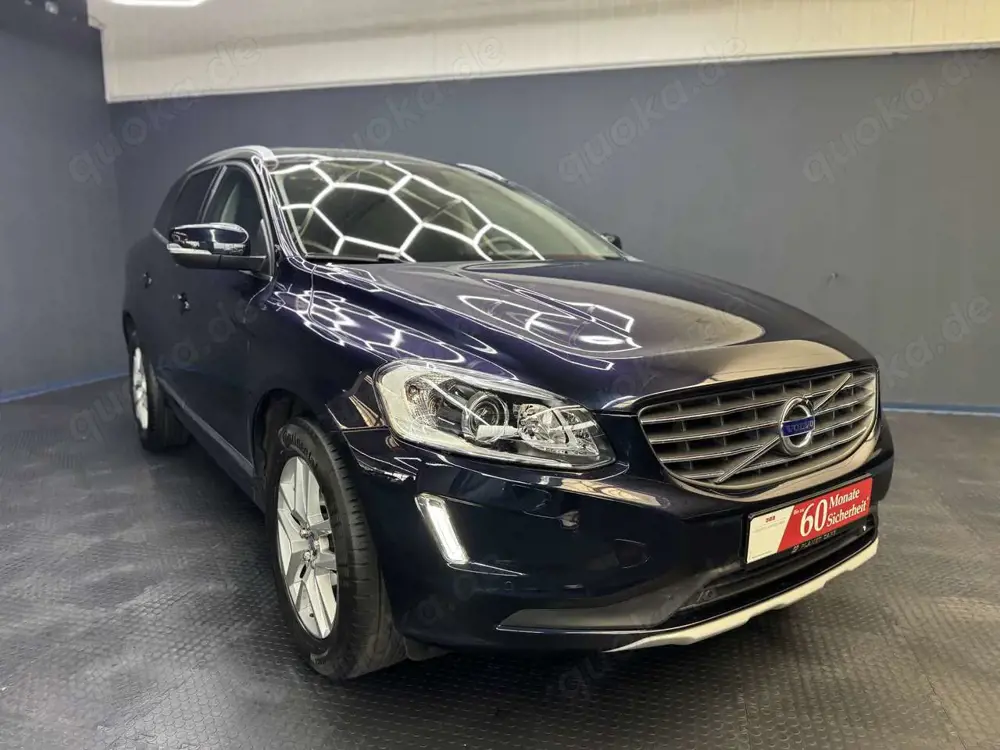 Volvo XC60 Summum AWD*PANO*3JGarantie*AHK*NAVI*