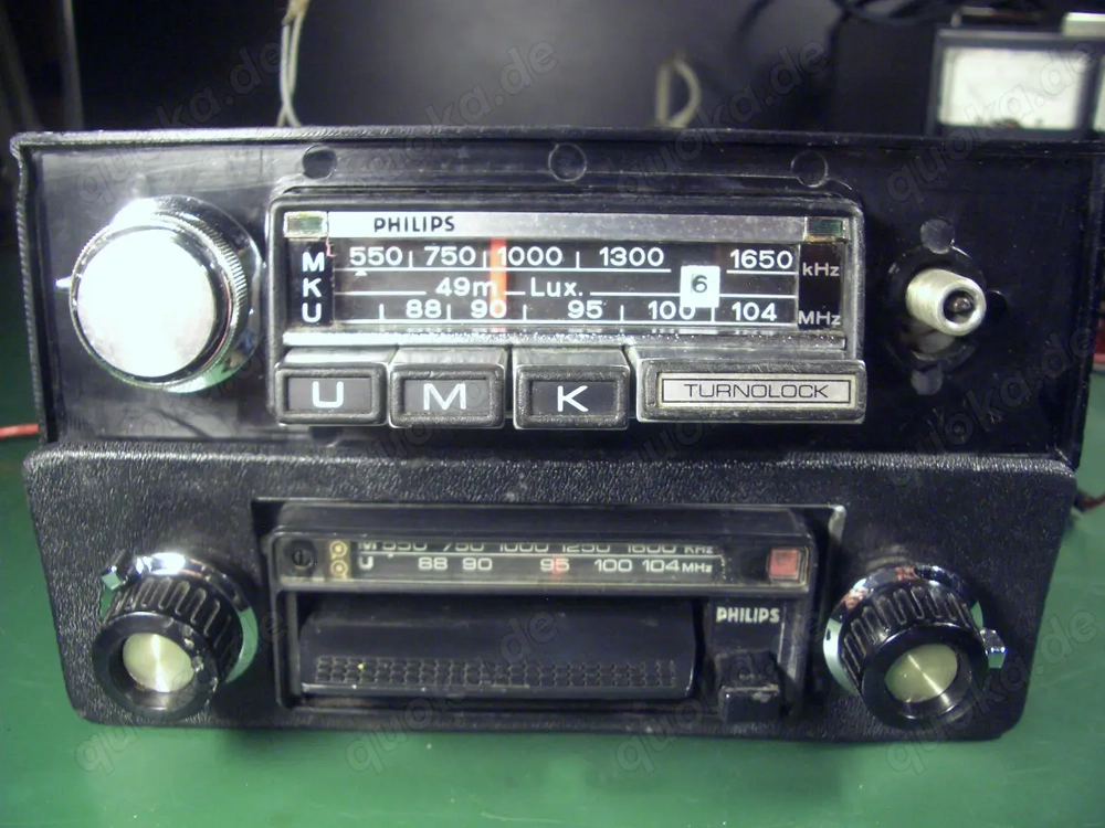2 vintage Oldtimer Philips Autoradios Spyder deluxe und ?