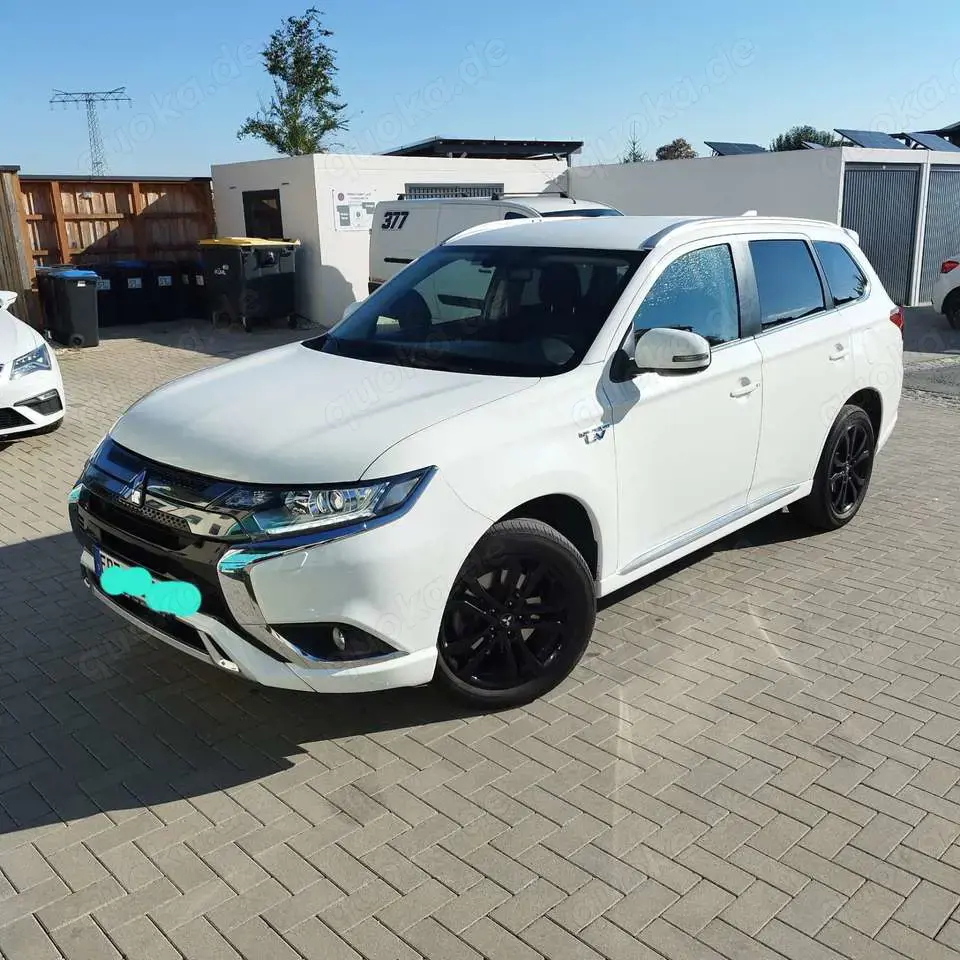 Mitsubishi Outlander 2.4 4WD Plug-In Hybrid