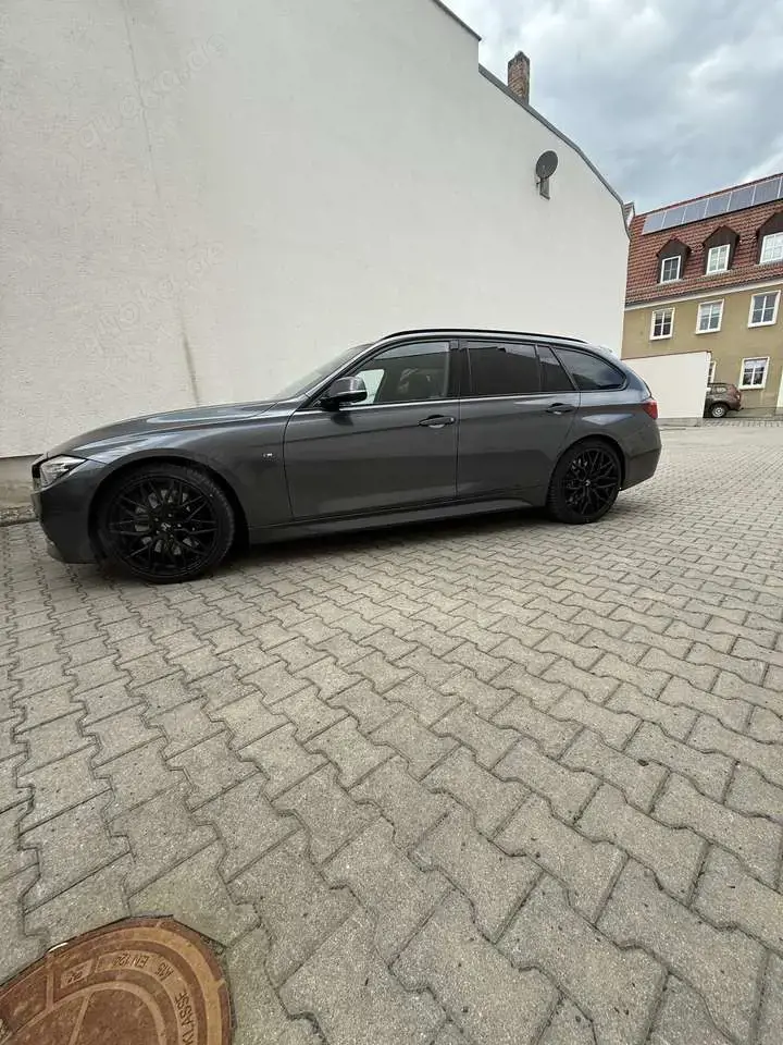 BMW 330 330i Touring Aut. M Sport Shadow