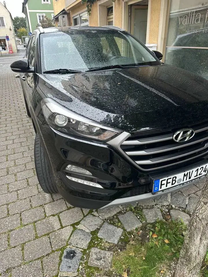 Hyundai TUCSON blue 1.6 GDi 2WD Trend