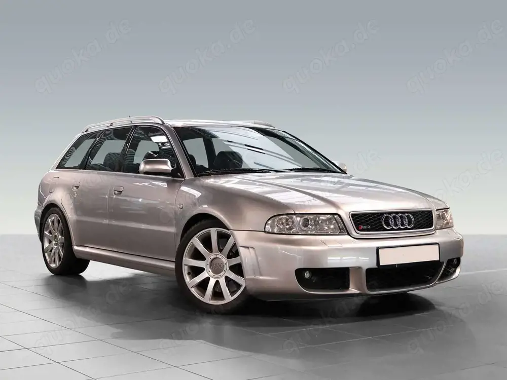 Audi RS4 original Lichtsilber / 1 von 100