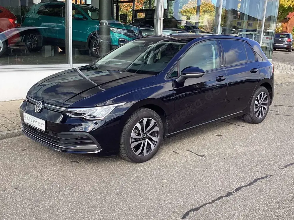 Volkswagen Golf VIII 2.0 TDI DSG Active/Kamera/ACC/Navi/AHK