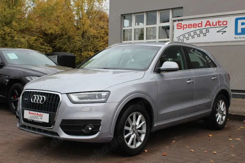 Audi Q3 2.0 TDI quattro S-tronic/NAVI/AHK/ALU/BiXENON