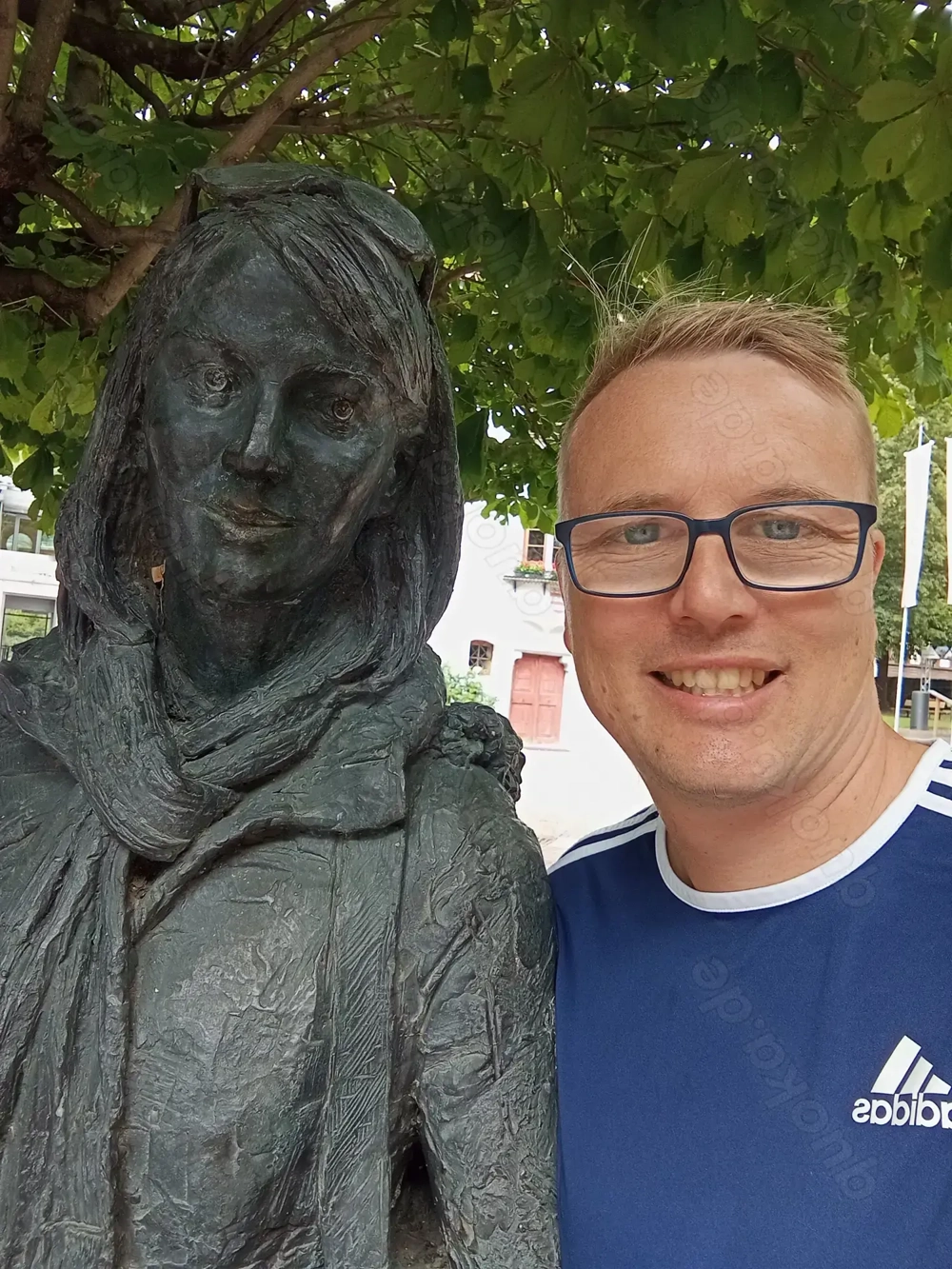 Mann sucht erliche Frau für sexy Stunden 