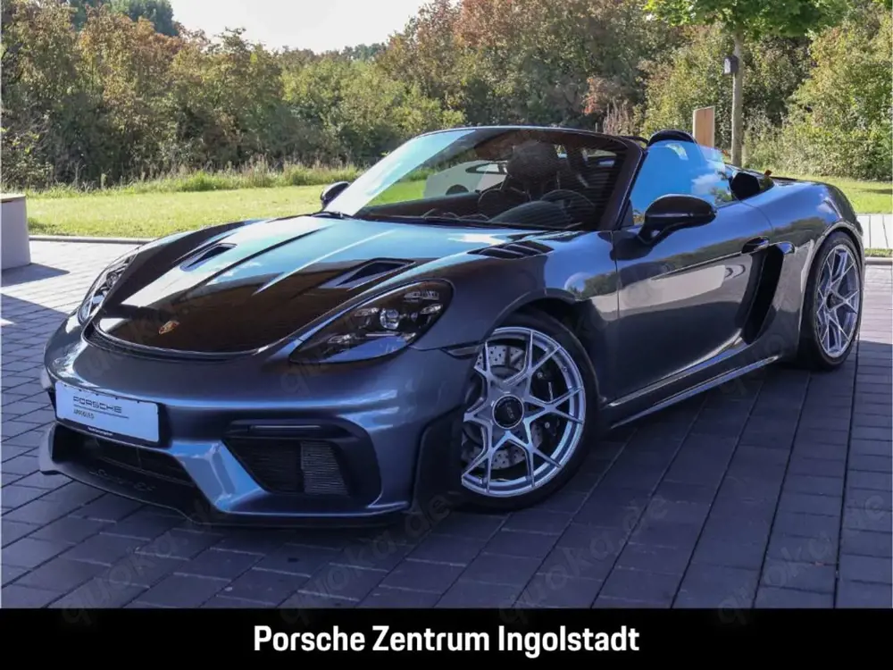 Porsche 718 Spyder Boxster RS Weissach-Paket Liftsystem Sport Chrono