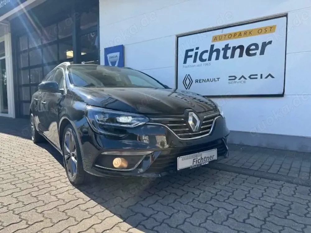 Renault Megane Symphony TCe 130 Head Up Anhängerkupplung