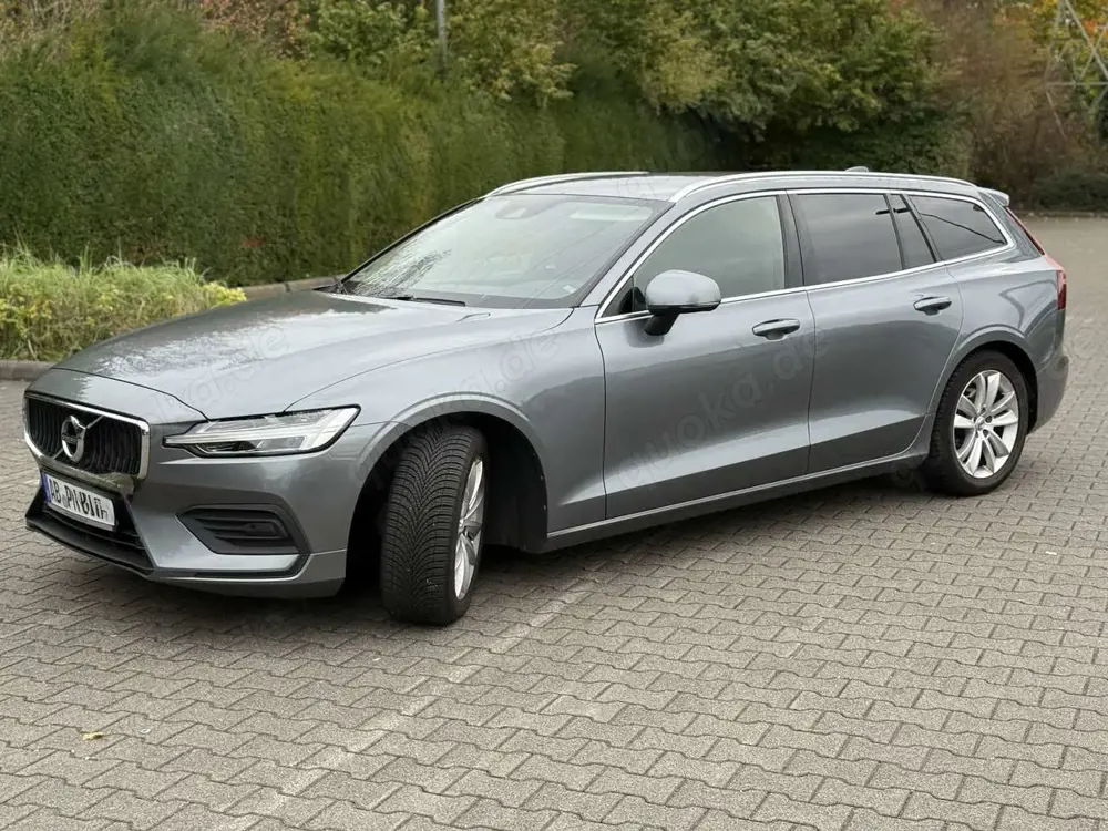 Volvo V60 Momentum Business Top Zustand
