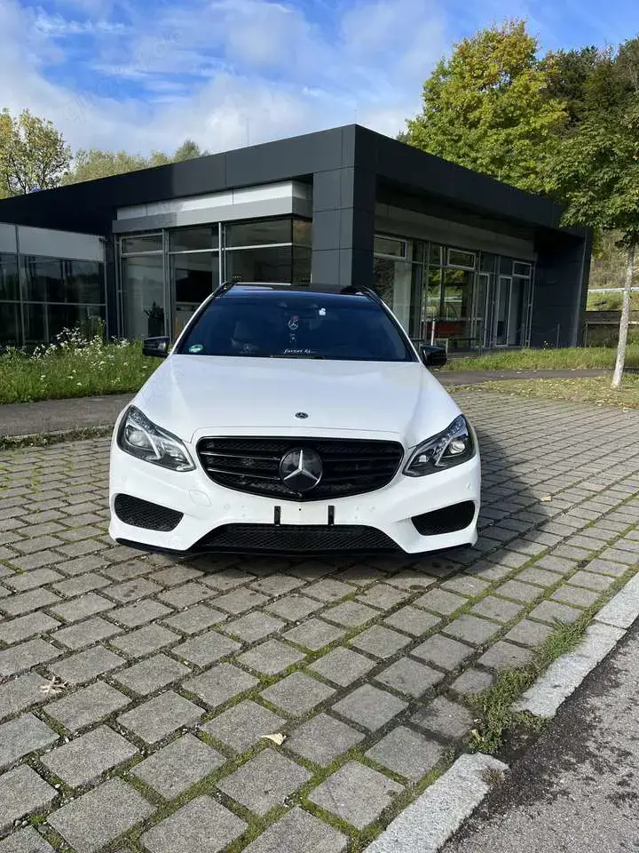 Mercedes-Benz E 350 T BlueTEC 4Matic 7G-TRONIC Amg Packet