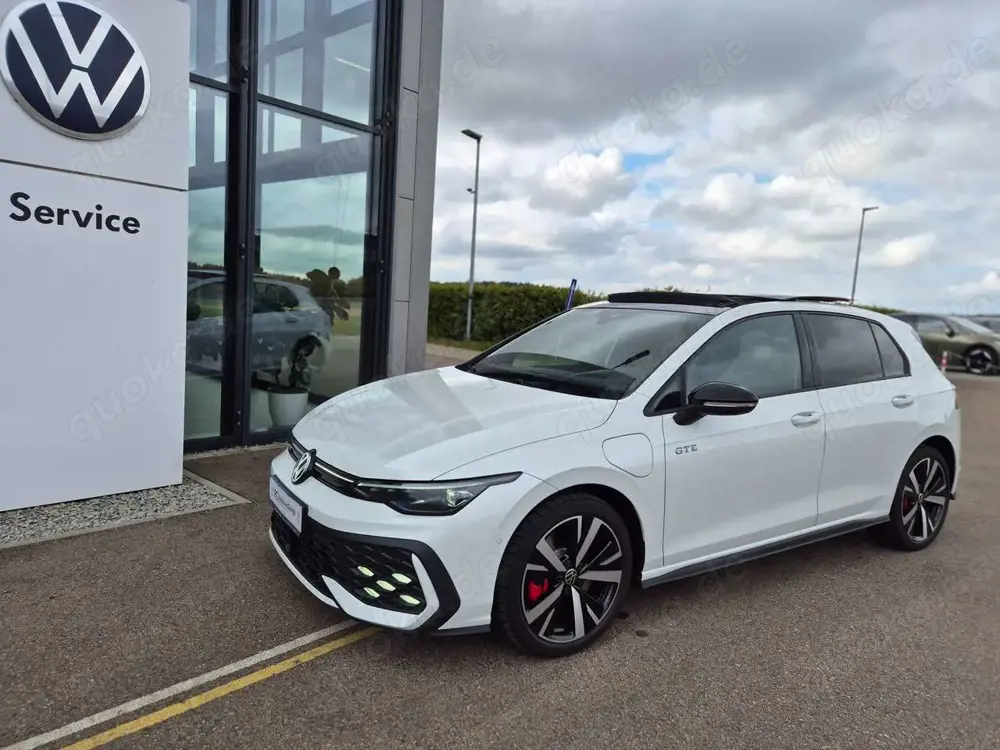 Volkswagen Golf GTE 1.5 TSI eHybrid 272 PS DSG AHK/Standkl/DCC/HuD/ASG