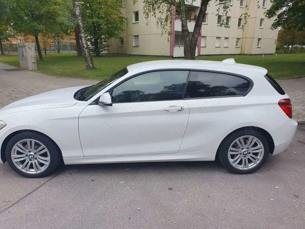 BMW 120 120d xDrive