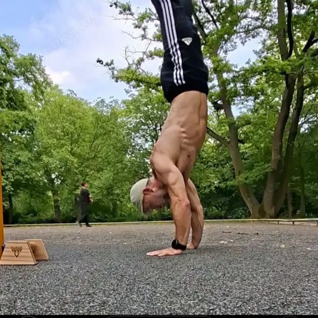 Ich möchte Paar zwischen 21 u. 30 zusehen für TG