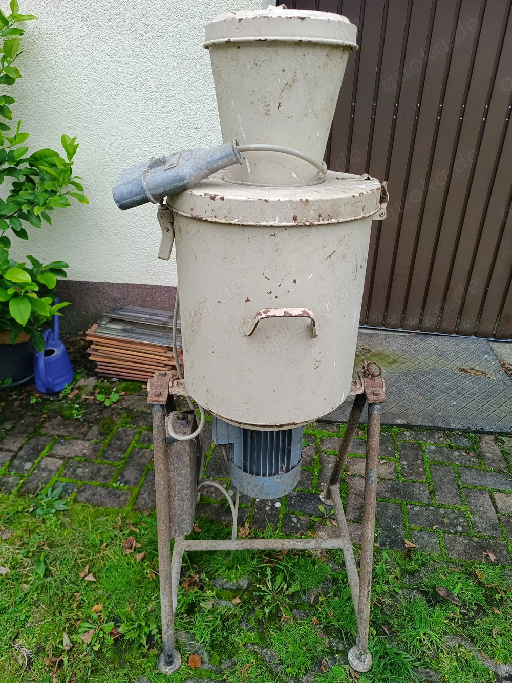 Muser, Zerkleinert und mischt Hühner Kleintier Futter